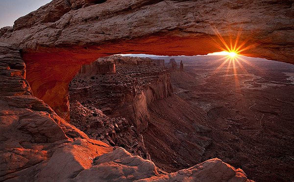 Sunrise in the rocky desert