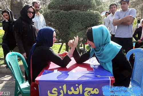 Arm wrestling women's league